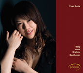 Piano Recital: Batik, Yuko - BERG, A. / BATIK, R. / BRAHMS, J. / BEETHOVEN, L. van