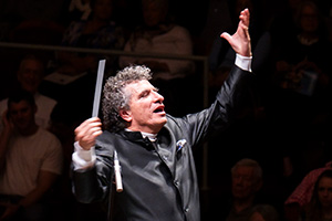 Giancarlo Guerrero | © Chris Lee