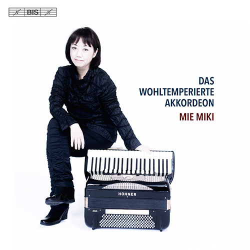 BACH, J.S.: Well-Tempered Clavier (The), Books 1 and 2 (arr. for accordion) (excerpts) (Das Wohltemperierte Akkordeon) (Mie Miki)