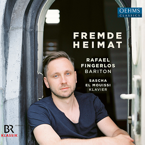 Vocal and Piano Recital: Fingerlos, Rafael / Mouissi, Sascha el - BRAHMS, J. / SCHUBERT, F. / WOLF, H. / STRAUSS, R. / SCHUMANN, R. (Fremde Heimat)