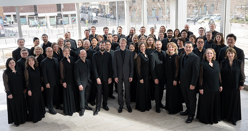 Chor der Oper Frankfurt | &copy; Barbara Aumueller