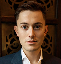 &Auml;neas Humm